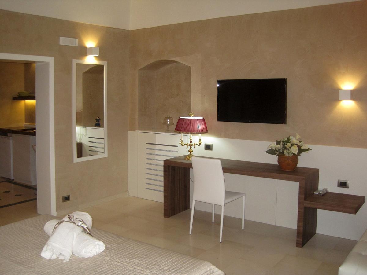 Borgo Marsala Bed and Breakfast Trani Exteriör bild