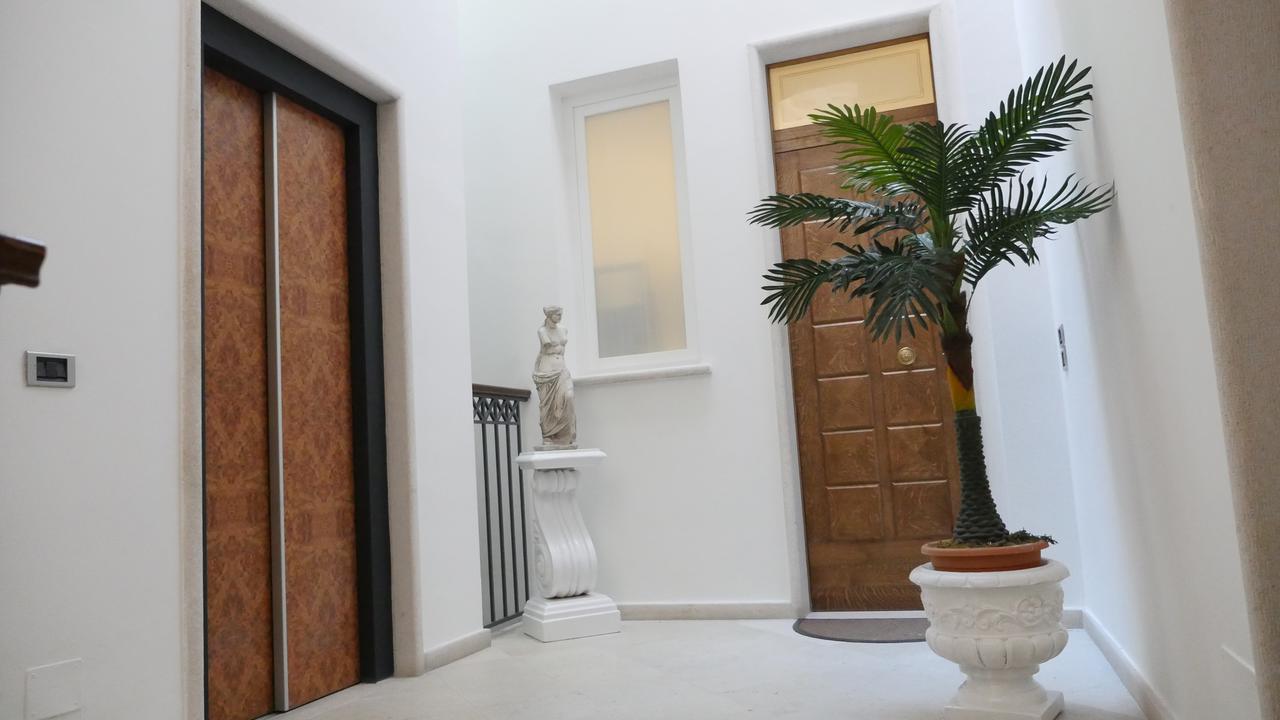 Borgo Marsala Bed and Breakfast Trani Exteriör bild