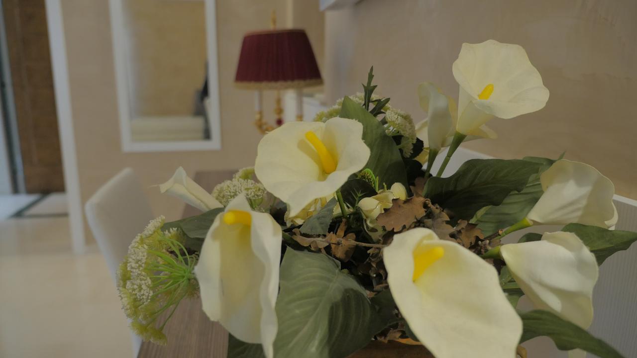 Borgo Marsala Bed and Breakfast Trani Exteriör bild