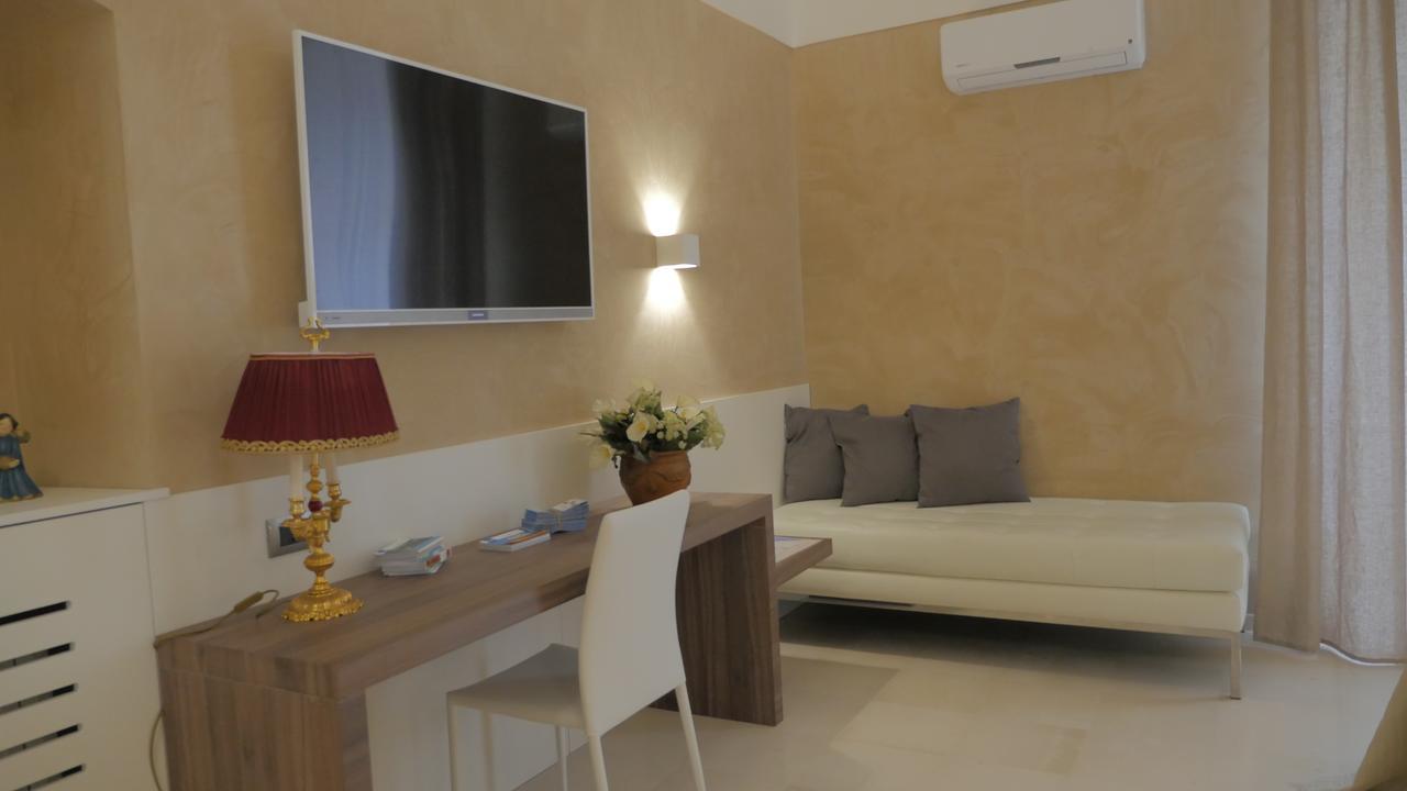 Borgo Marsala Bed and Breakfast Trani Exteriör bild
